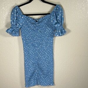 Love Notes Blue Floral Smocked Mini Dress Large Casual Spring